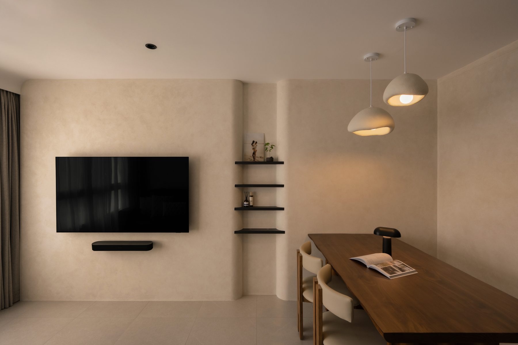 Voilà study and living room
